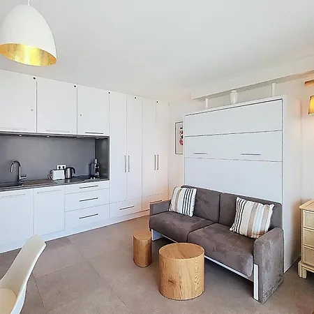 Holiday home Henri Camille Real Estate -armor - Sea View Big Terrace Sunny 1 Bedroom *