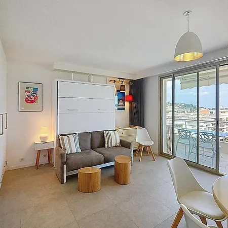 Henri Camille Real Estate -armor - Sea View Big Terrace Sunny 1 Bedroom Holiday home Cannes
